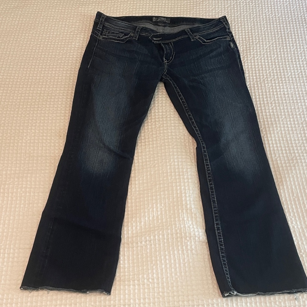 Women's Dark Blue Jeans